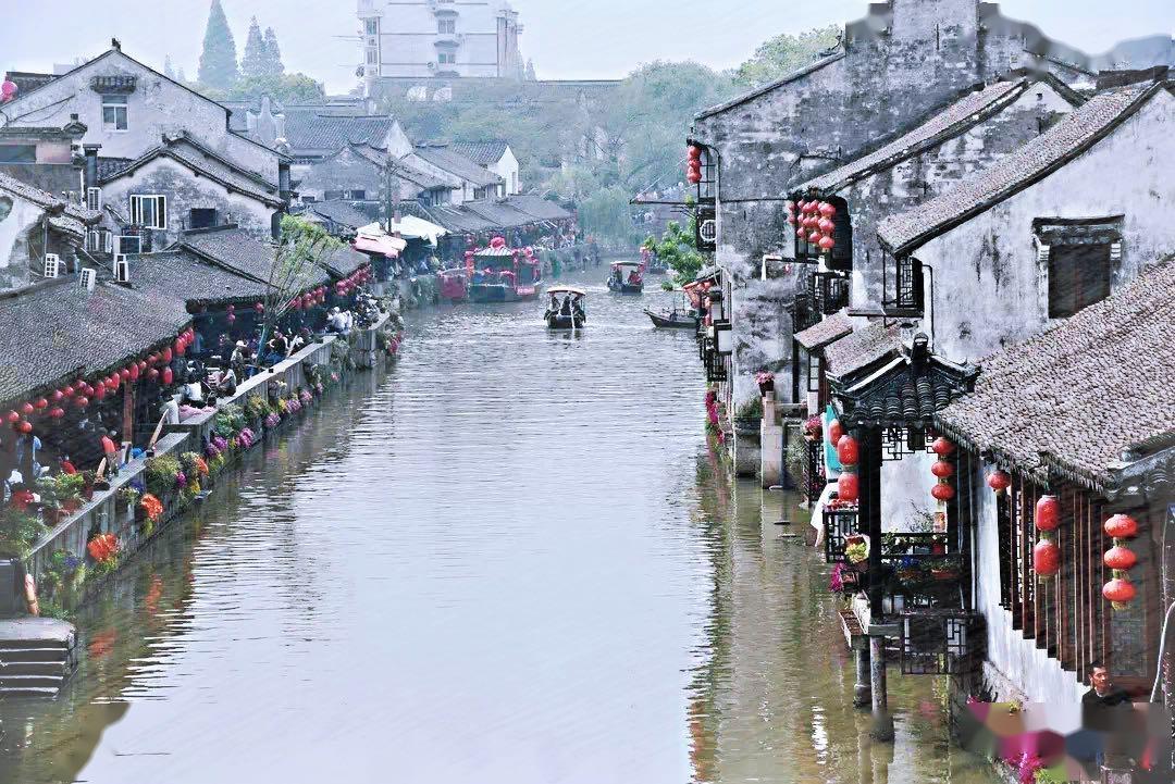 如何在职场上发展？游戏画面